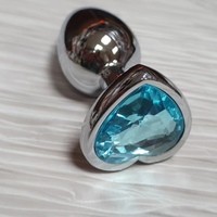 Серебренная анальная пробка сердечко с голубым камнем S
