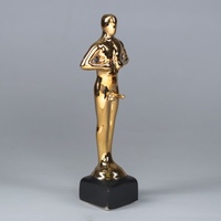 Статуэтка Оскар-самец 25 см